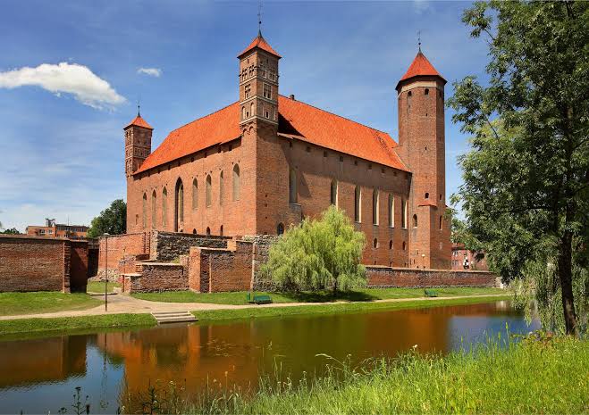 Lidzbark Warmiński - zamek biskupów warmińskich | Spotkania z Zabytkami